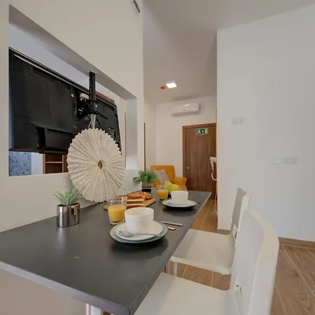 Marina Suites & Apartments - Self Catering - By Tritoni Hotels Gzira Exterior photo