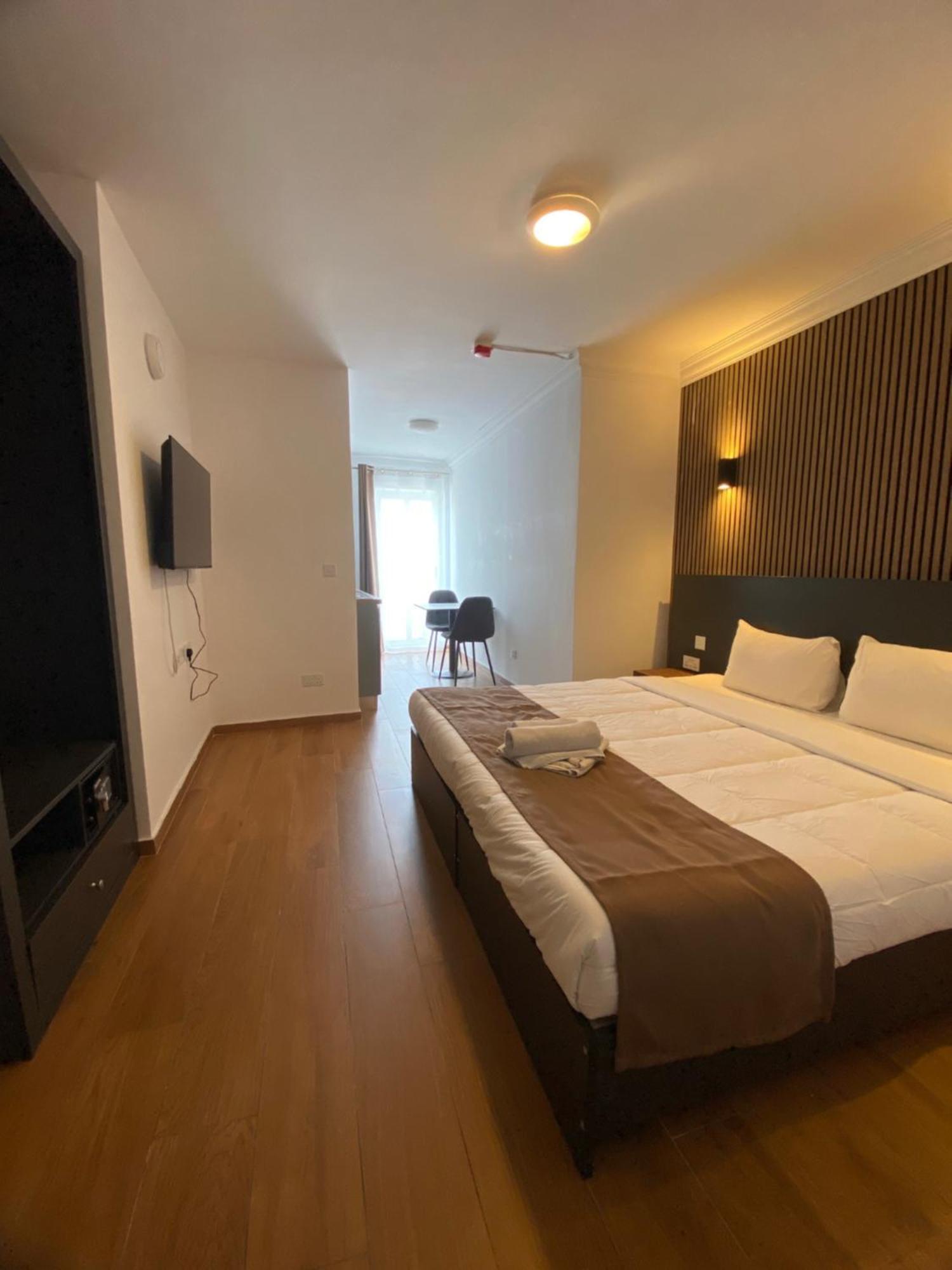 Tritoni Marina Boutique Apartments&suites * Gzira